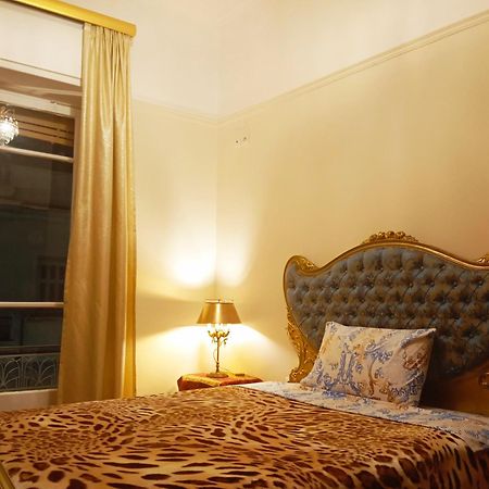 Iris Baroque Apartment 엘레프시나 외부 사진