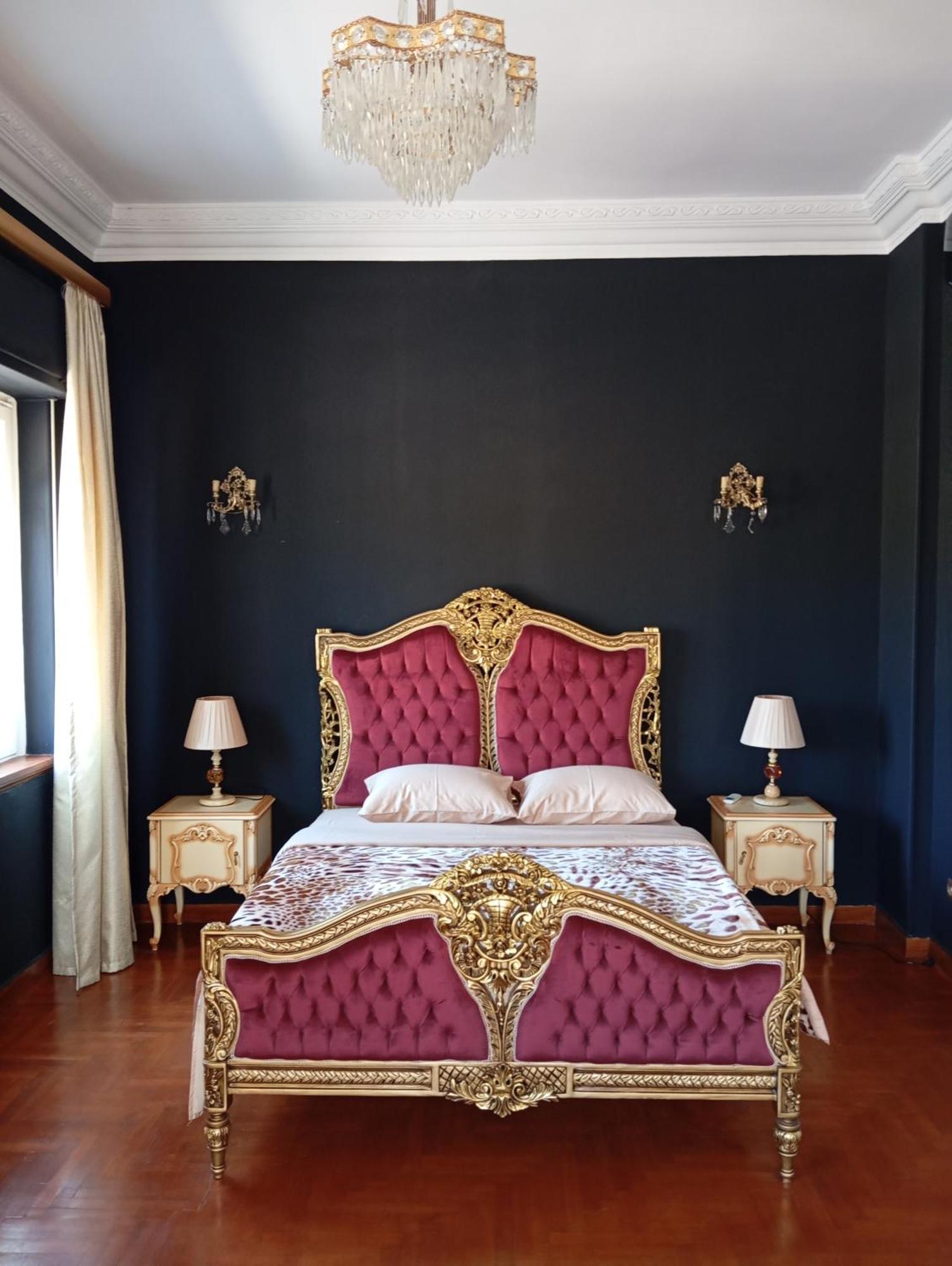 Iris Baroque Apartment 엘레프시나 외부 사진