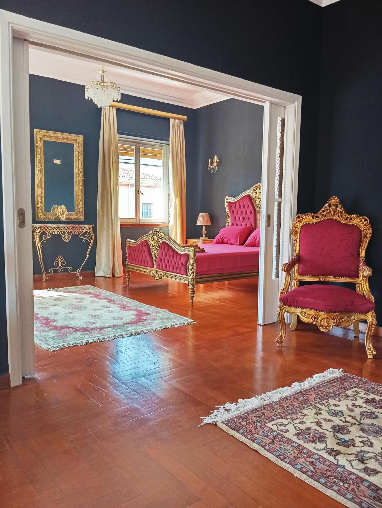 Iris Baroque Apartment 엘레프시나 외부 사진