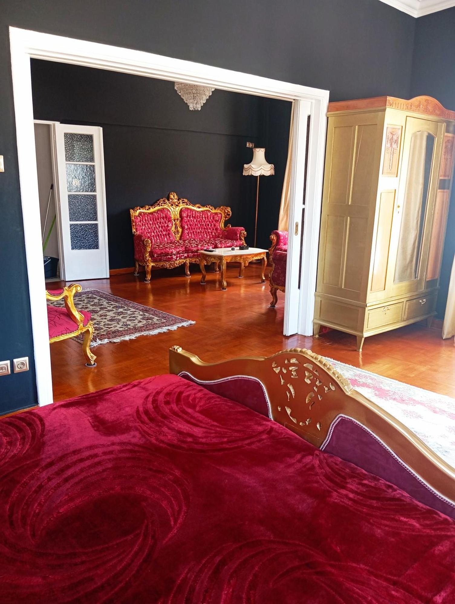 Iris Baroque Apartment 엘레프시나 외부 사진